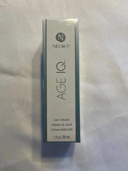 Neora Age IQ Night Cream 1 fl oz – Age Defying Overnight Face Moisturizer | NIB